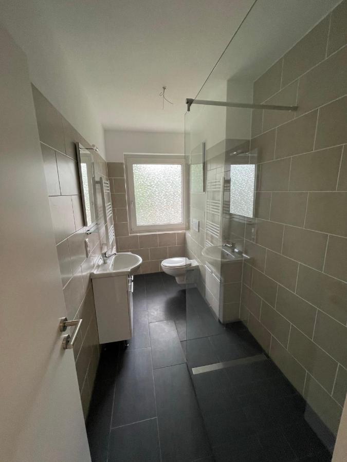 Estrella24 Living Rooms Chicago Remscheid Esterno foto
